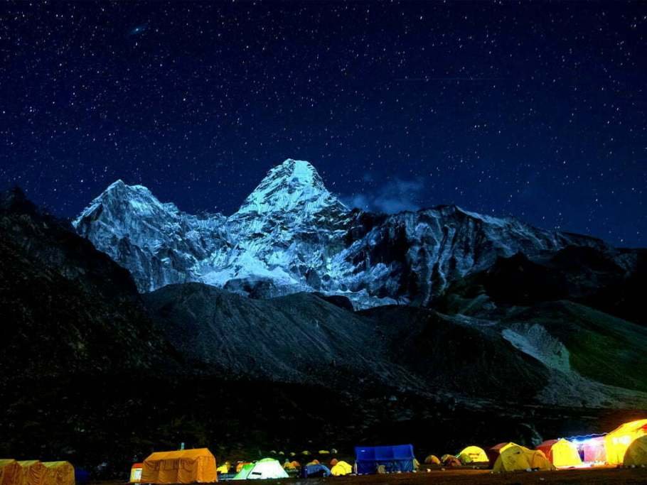 amadablam-at-night[1]