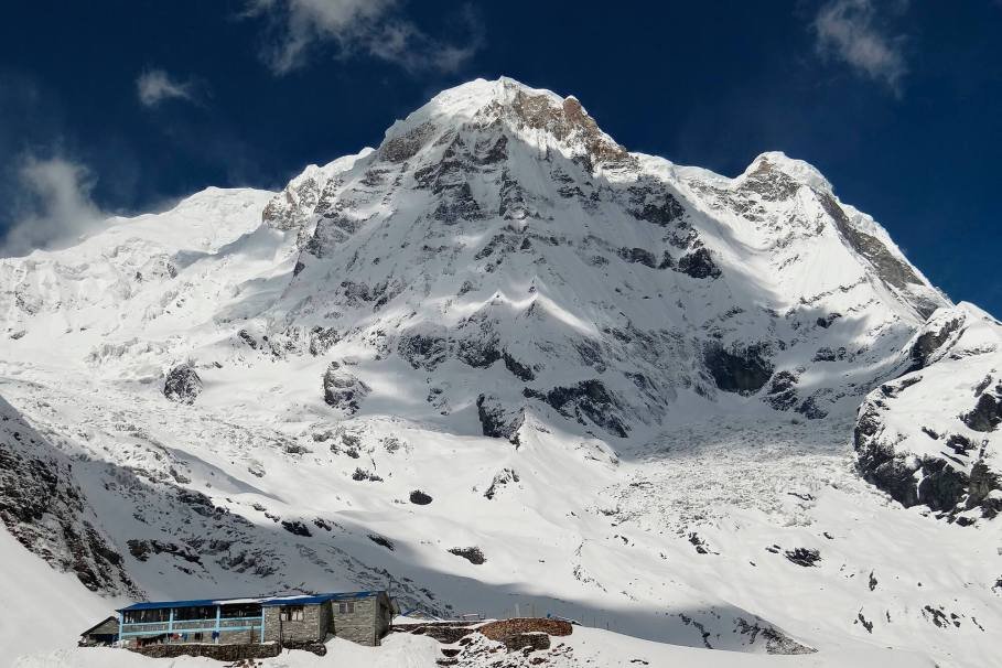 annapurna-base-camp-trekking-wRWrD15kHEo-unsplash-1[1]