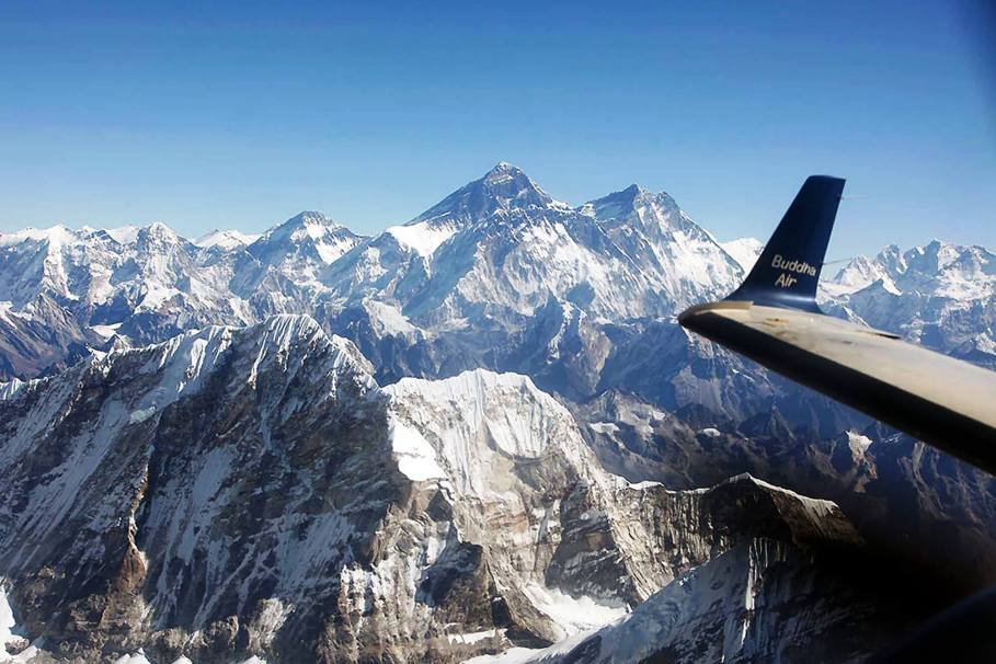 everest-flight-1[1]