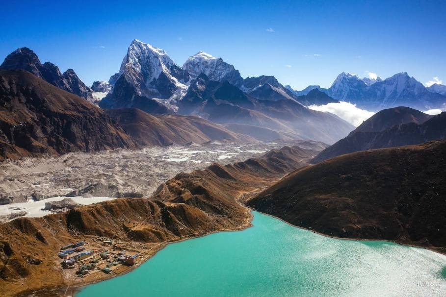 gokyo-lake-trek[1]